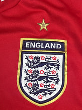 Load image into Gallery viewer, vintage England Umbro 2006 away jersey {M}
