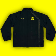 Charger l&#39;image dans la galerie, vintage Nike Borussia Dortmund BVB windbreaker {M-L}
