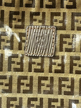 Load image into Gallery viewer, vintage Fendi slingbag
