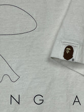 Charger l&#39;image dans la galerie, vintage BAPE a bathing ape t-shirt
