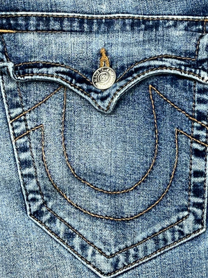 vintage True Religion jeans {M-L}