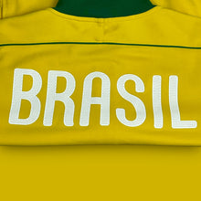 Load image into Gallery viewer, vintage Nike Brasil trackjacket
