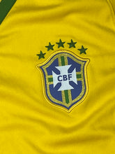Lade das Bild in den Galerie-Viewer, vintage Nike Brasil 2014 home jersey {S}

