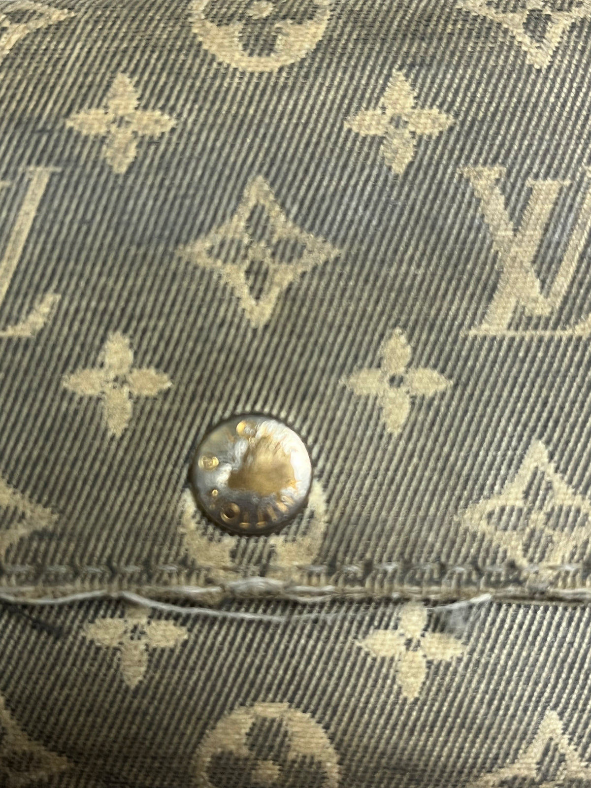 vintage Louis Vuitton keyholder/keypouch