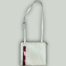 Load image into Gallery viewer, vintage GUCCI slingbag
