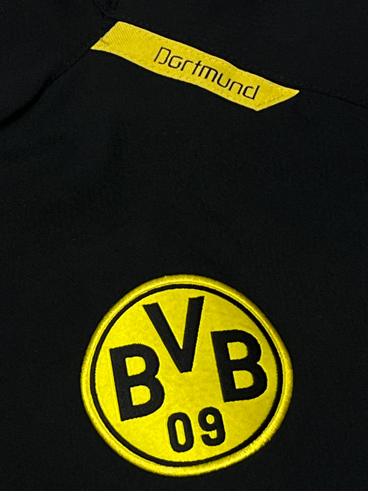 vintage Nike BVB Dortmund windbreaker {L-XL}