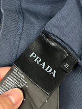 Lade das Bild in den Galerie-Viewer, vintage Prada polo
