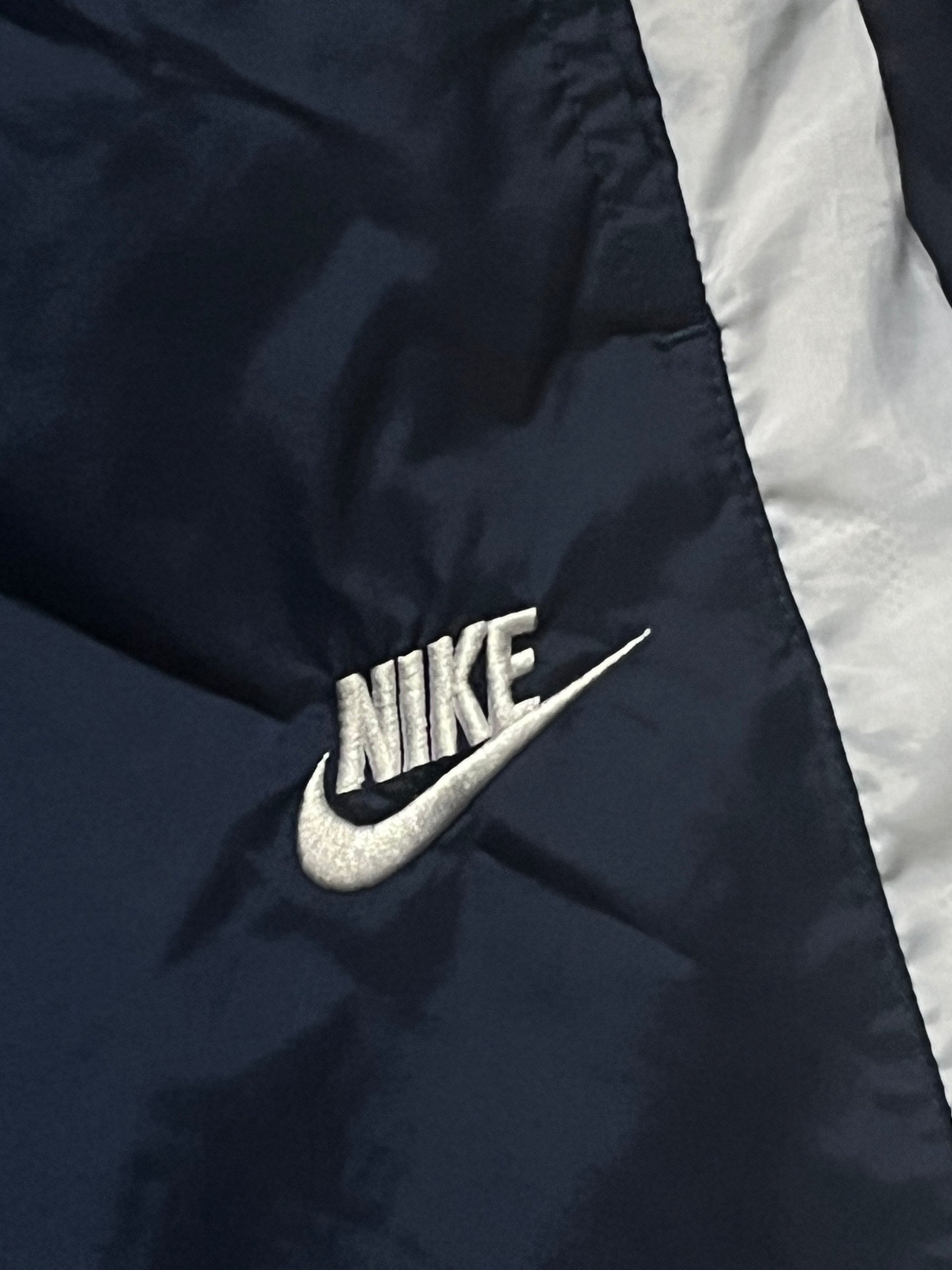 Nike trackpants {L}