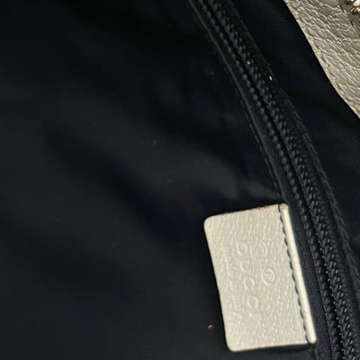 vintage GUCCI slingbag