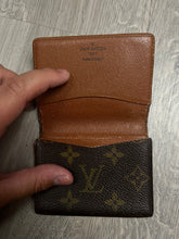 Load image into Gallery viewer, vintage Louis Vuitton wallet
