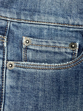 Carregar imagem no visualizador da galeria, vintage Prada jeans {XS}
