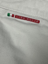 Carica l&#39;immagine nel visualizzatore di Gallery, vintage Prada Luna Rossa shorts {L}
