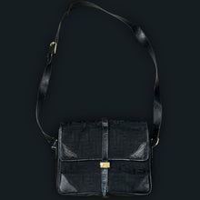 Lade das Bild in den Galerie-Viewer, vintage Fendi slingbag
