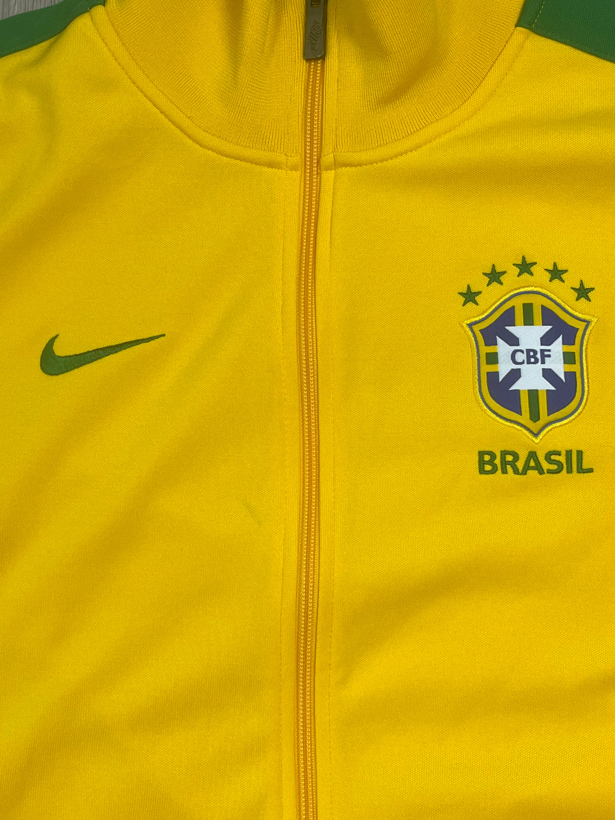 vintage Nike Brasil trackjacket {M-L}
