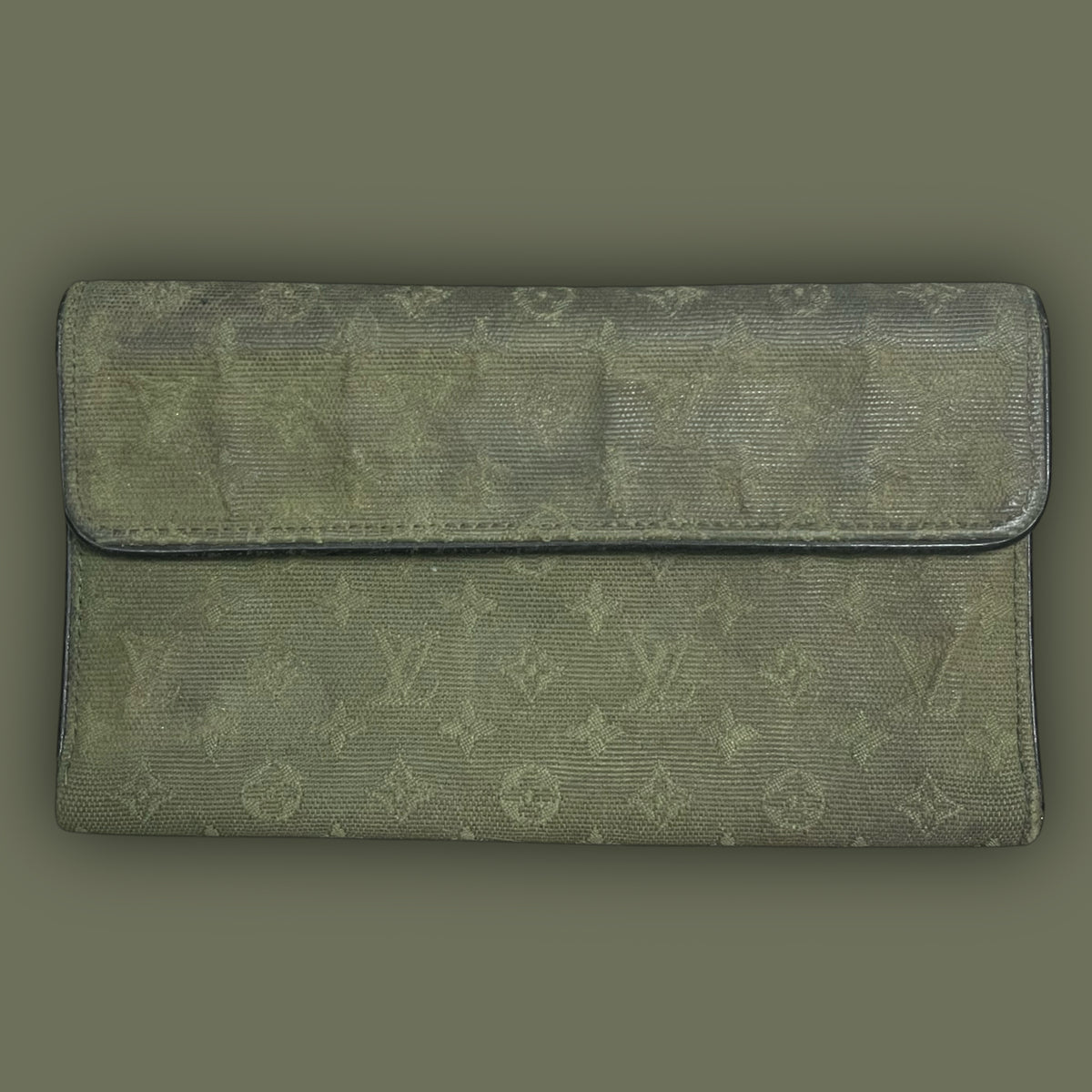 vintage Louis Vuitton wallet