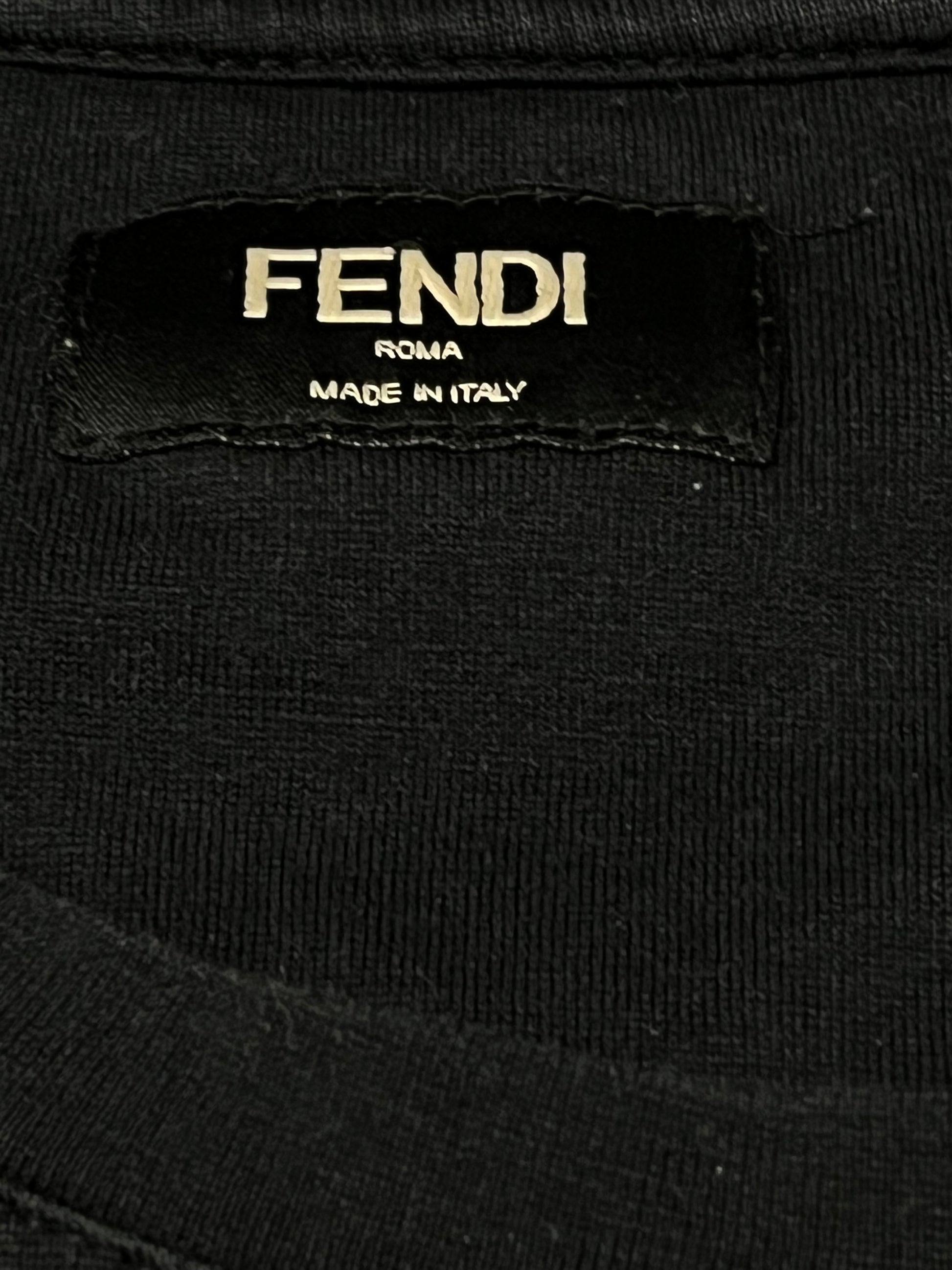 vintage Fendi t-shirt {L-XL}