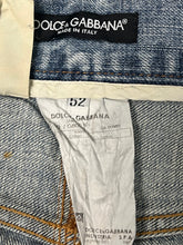 Cargar imagen en el visor de la galería, vintage Dolce &amp; Gabbana jeans {L-XL}
