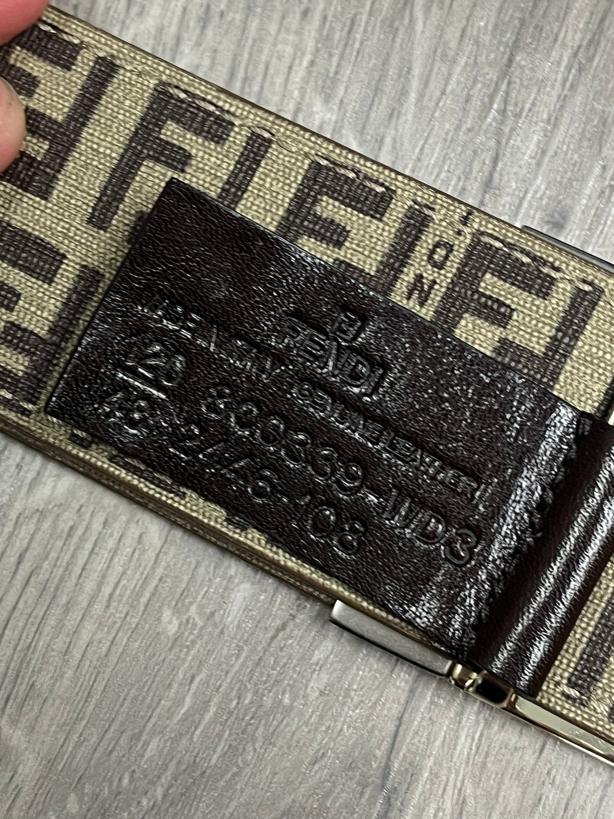 vintage Fendi reversible/wendebar belt