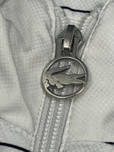 Carregar imagem no visualizador da galeria, vintage Lacoste windbreaker {S}
