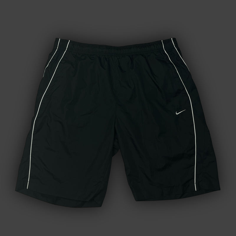 vintage Nike shorts {L}