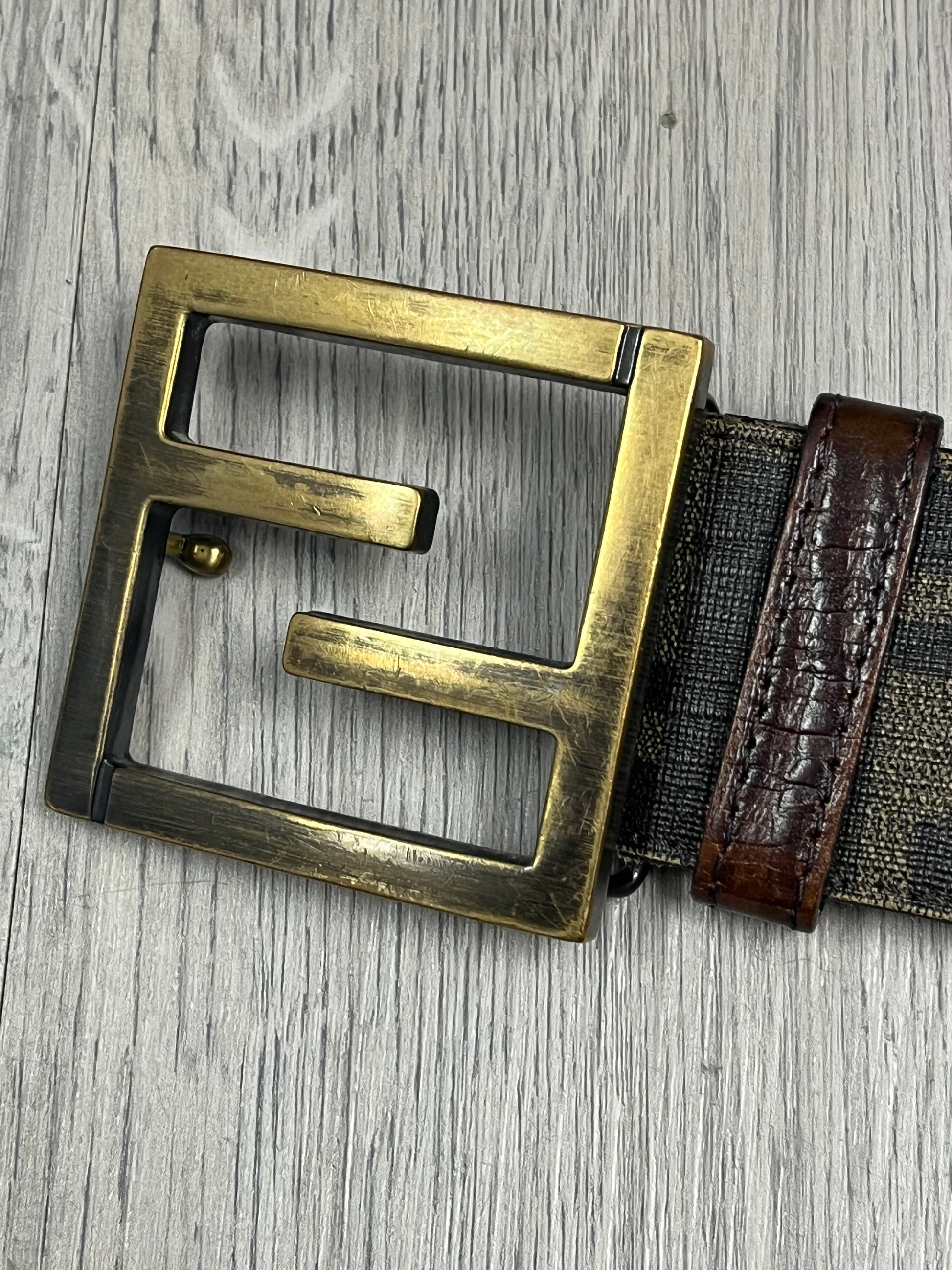 vintage Fendi belt genuine leather vierdreineun