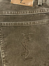 Cargar imagen en el visor de la galería, vintage Yves Saint Laurent jeans {S}
