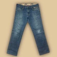 Lade das Bild in den Galerie-Viewer, vintage Burberry jeans
