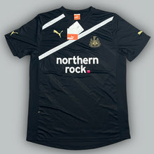 Carica l&#39;immagine nel visualizzatore di Gallery, vintage Puma Newcastle United 2011-2012 3rd jersey DSWT {M-L}
