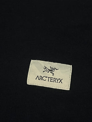 vintage Arcteryx t-shirt {S-M}