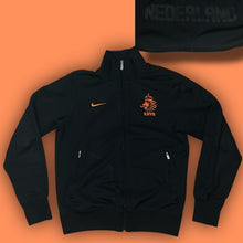Φόρτωση εικόνας στο εργαλείο προβολής Συλλογής, vintage Nike Netherlands trackjacket {M}
