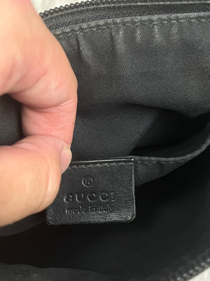 vintage Gucci slingbag