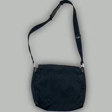Load image into Gallery viewer, vintage Gucci messengerbag
