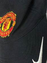 Carica l&#39;immagine nel visualizzatore di Gallery, vintage Nike Manchester United cap
