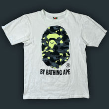 Load image into Gallery viewer, vintage BAPE a bathing ape t-shirt {S-M}

