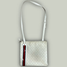 Load image into Gallery viewer, vintage GUCCI slingbag
