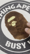 Carregar e reproduzir vídeo no visualizador da galeria, vintage BAPE a bathing ape t-shirt fur {M}
