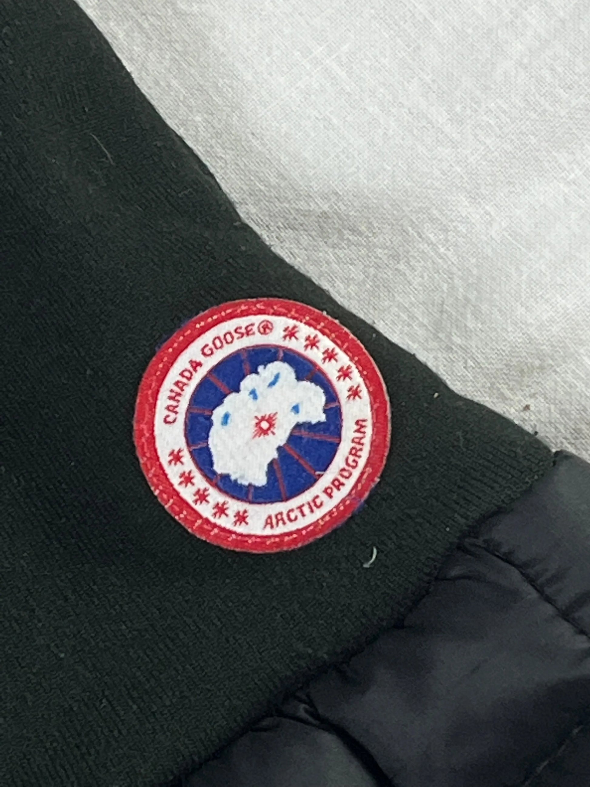 Canada Goose gloves Canada Goose