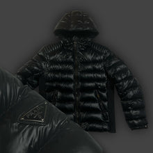 Load image into Gallery viewer, Prada pufferjacket / winterjacket Prada
