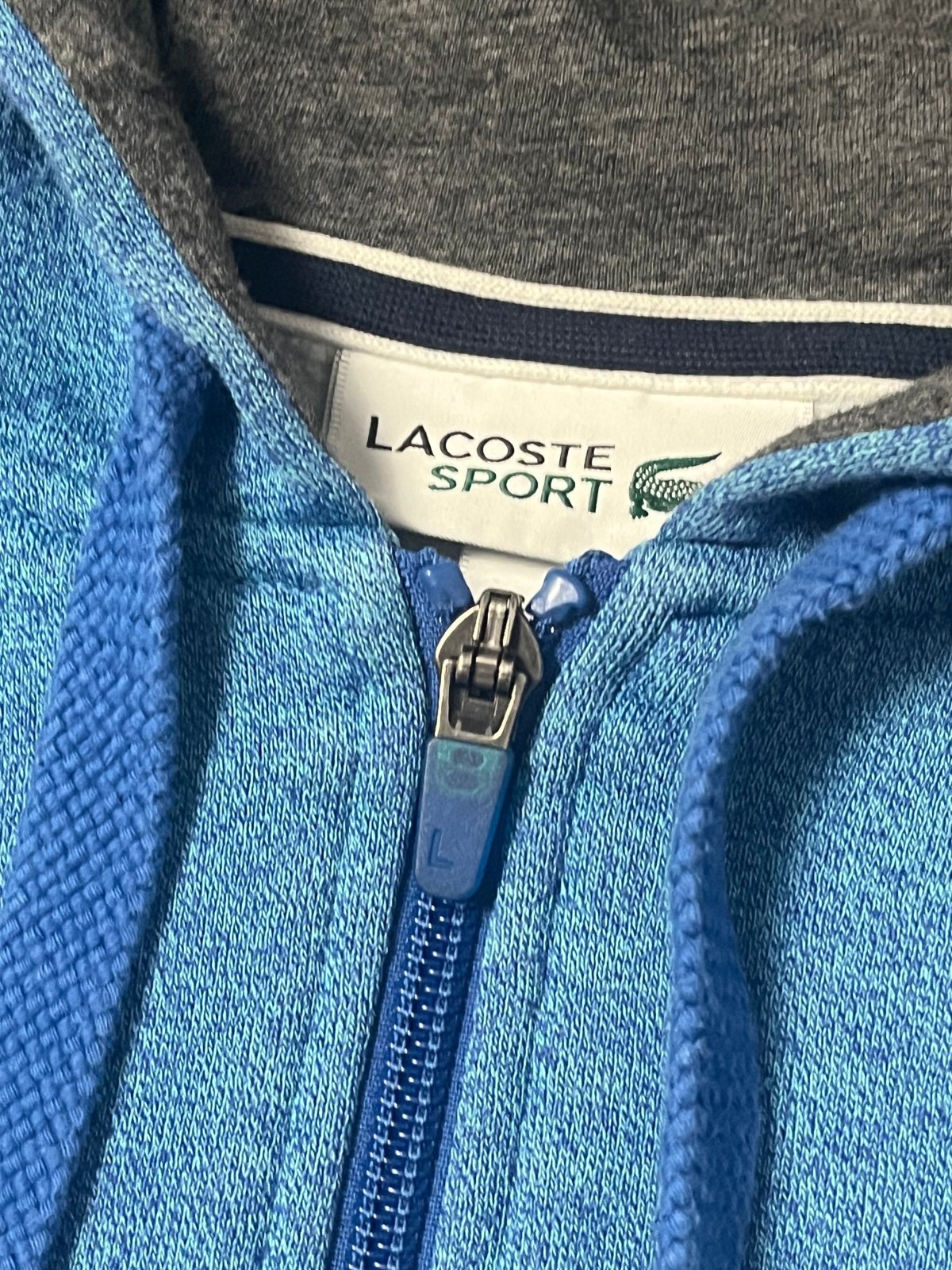 babyblue Lacoste sweatjacket {S} - 439sportswear