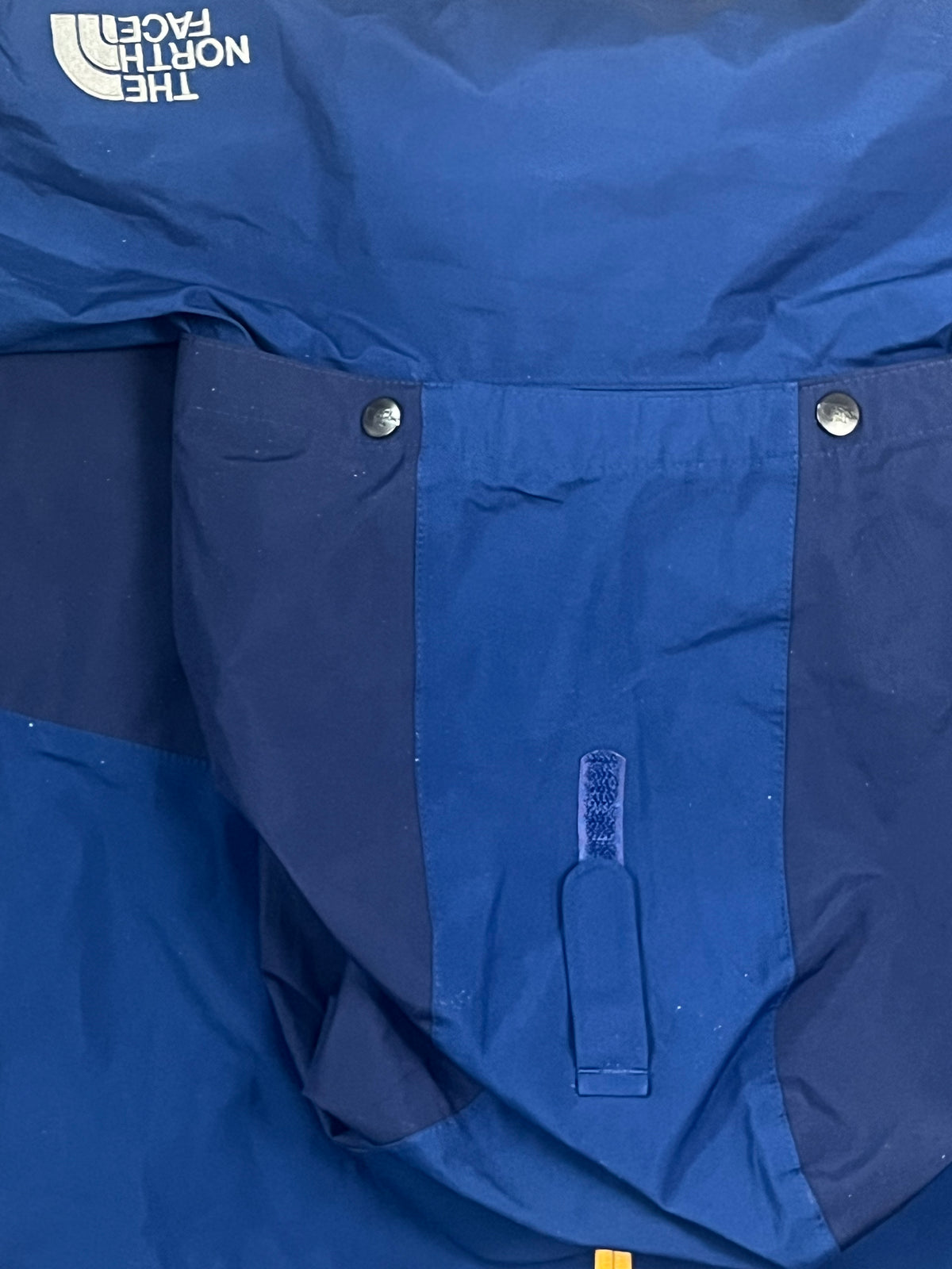 vintage The North Face windbreaker {M}