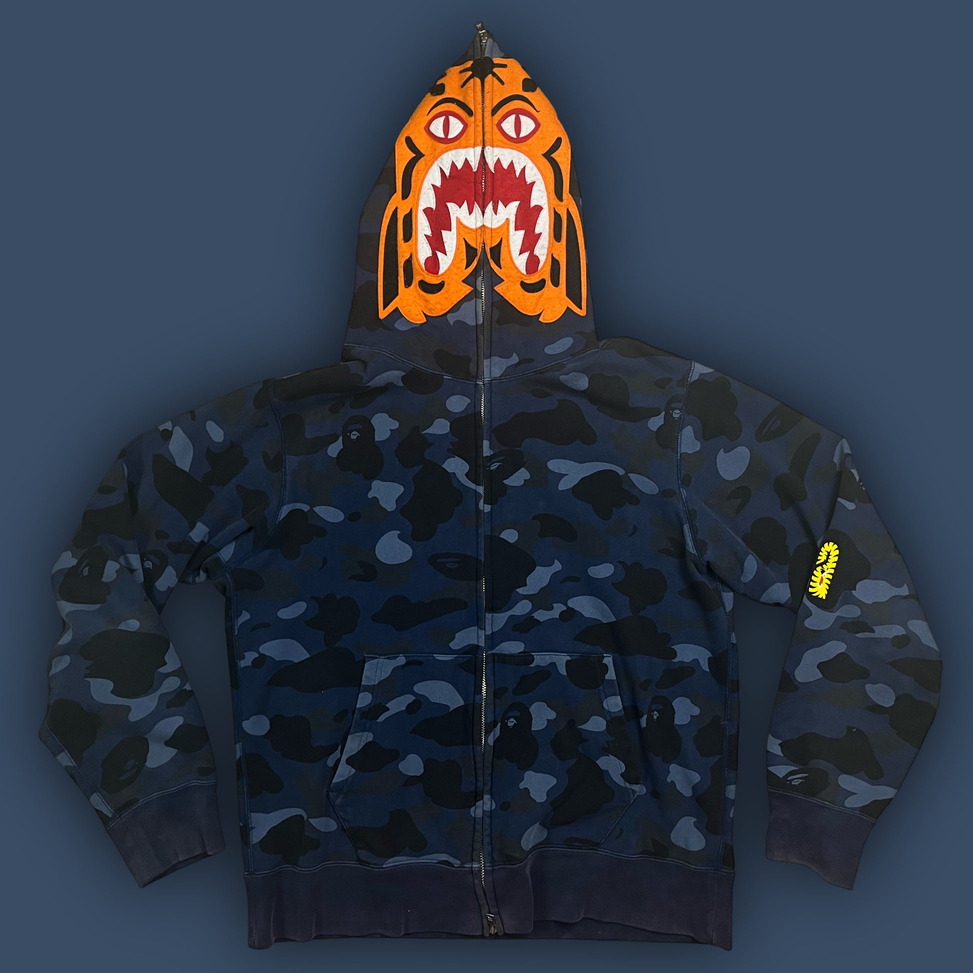 vintage BAPE a bathing ape tiger full zipper {L}