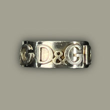 Carica l&#39;immagine nel visualizzatore di Gallery, vintage Dolce &amp; Gabbana ring
