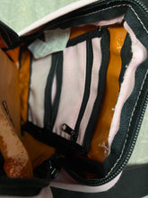 Lade das Bild in den Galerie-Viewer, vintage Nike slingbag
