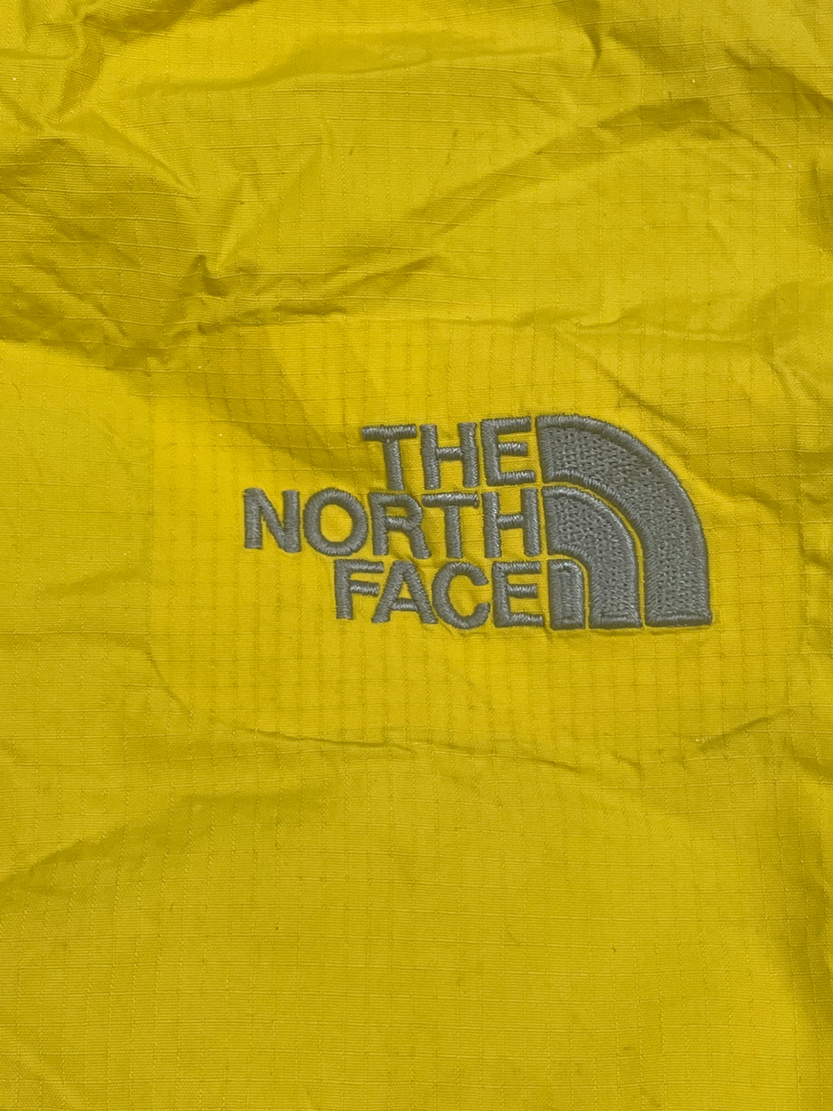 vintage North Face windbreaker {S}