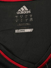 Carica l&#39;immagine nel visualizzatore di Gallery, vinatge Adidas Fc Liverpool 2011-2012 SUAREZ away jersey
