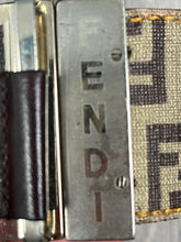 Φόρτωση εικόνας στο εργαλείο προβολής Συλλογής, vintage Fendi belt
