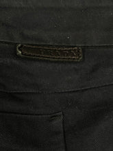 Charger l&#39;image dans la galerie, vintage Prada 3/4 shorts
