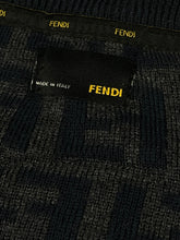 Cargar imagen en el visor de la galería, vinatge Fendi monogram knittedsweater {S}
