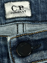 Carica l&#39;immagine nel visualizzatore di Gallery, vintage C.P Company jeans {XS}
