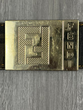 Lade das Bild in den Galerie-Viewer, vintage Fendi belt
